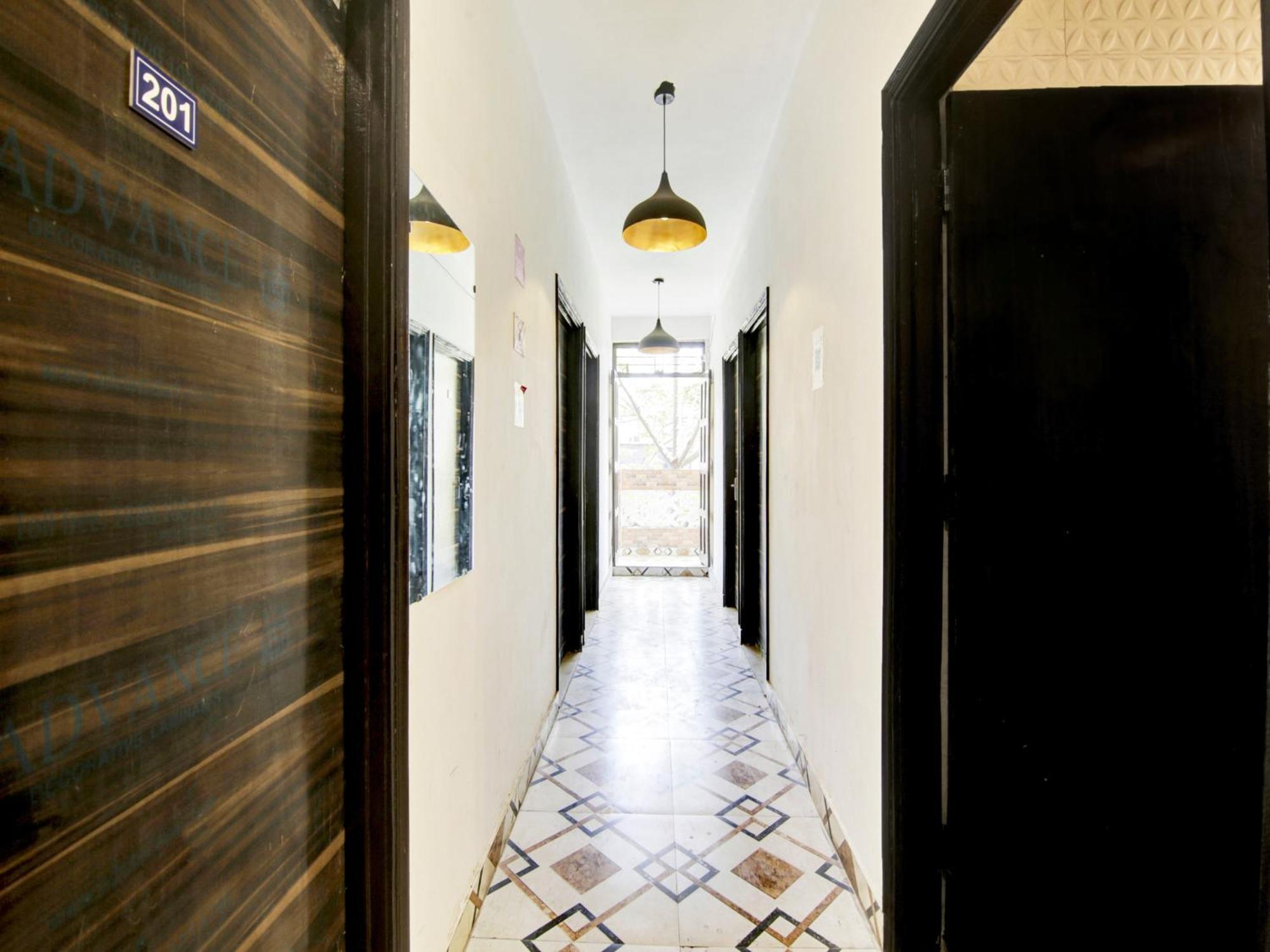Hotel O Kailash Inn New Delhi Eksteriør billede